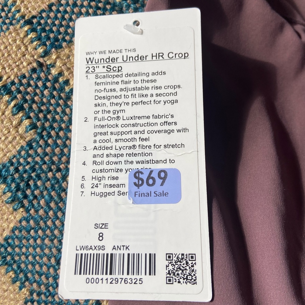 Lulu lemon capris